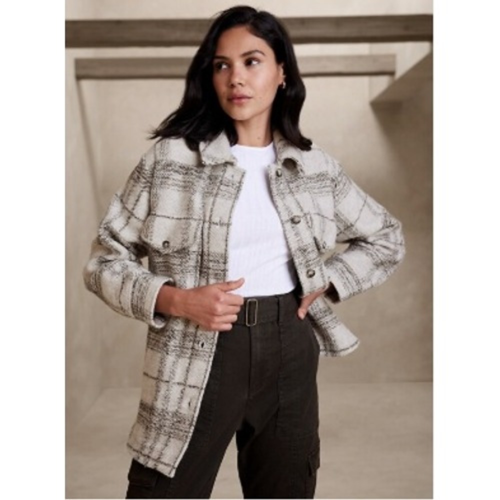 Banana Republic Factory Plaid Shacket Oatmeal Oversized Wool Blend Small Petite